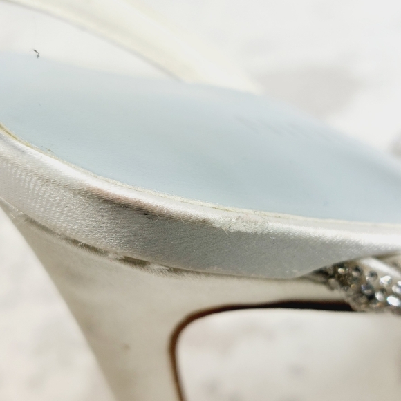 New Nine West Talip Ivory Glass Stone Embellished Heels D487 - Picture 13 of 15